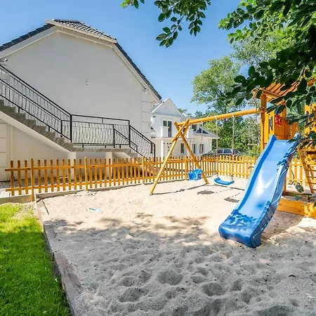 Dworek Grzybowo Apartment